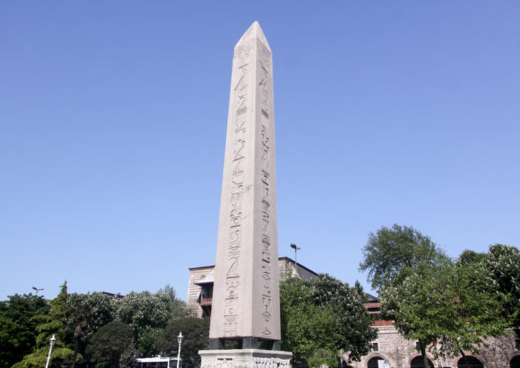 Obelisco Egipcio
